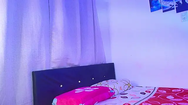 Snapshot of Lazy_Blake chatting on 18, 10, 2025 Lazy Blake online show from 18, 10, 2025