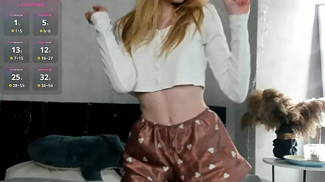 Esme Runn online show from 31, 3, 2026