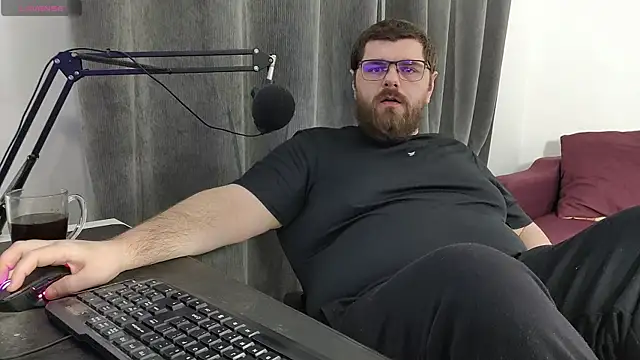 Snapshot of KingMarti chatting on 5, 10, 2025 KingMarti online show from 5, 10, 2025