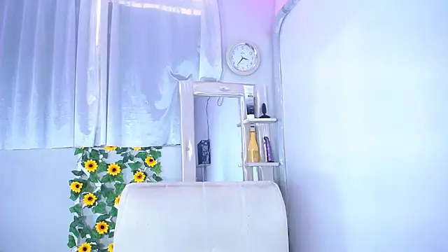 Snapshot of alaia_03 chatting on 13, 1, 2025 alaia 03 online show from 13, 1, 2025