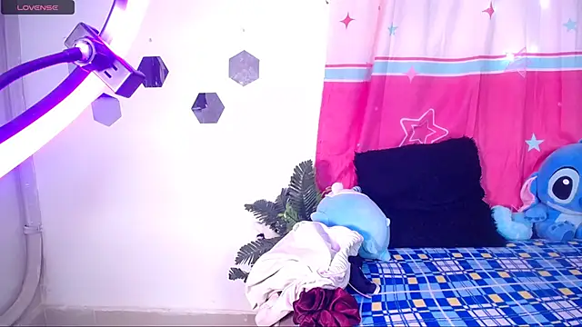 alaia 03 online show from 13, 3, 2026