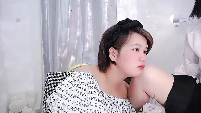 Snapshot of Fan_ting chatting on 6, 2, 2025 Fan ting online show from 6, 2, 2025