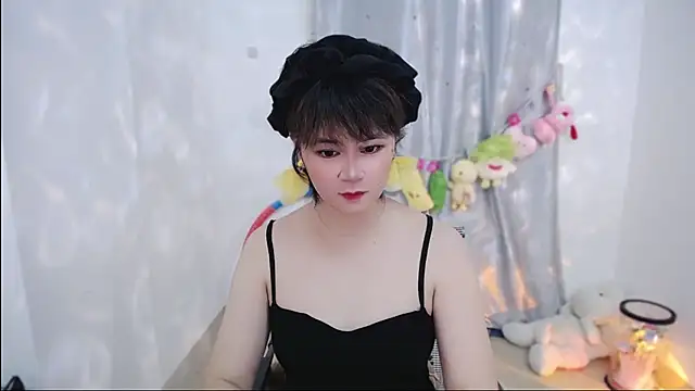 Snapshot of Fan_ting chatting on 14, 10, 2025 Fan ting online show from 14, 10, 2025