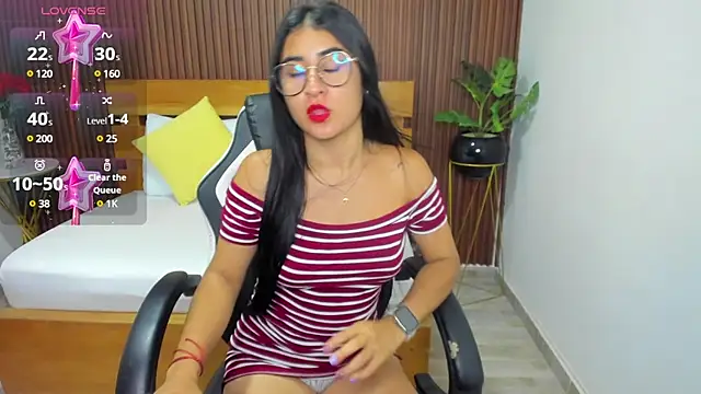 Snapshot of evelin_leroy chatting on 31, 1, 2025 evelin leroy online show from 31, 1, 2025