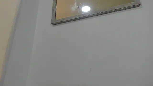 Snapshot of evelin_leroy chatting on 5, 11, 2025 evelin leroy online show from 5, 11, 2025