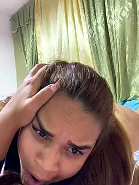 Snapshot of Evabigass chatting on 24, 10, 2025 Evabigass online show from 24, 10, 2025