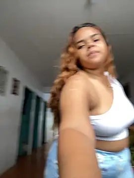 Snapshot of Evabigass chatting on 29, 11, 2025 Evabigass online show from 29, 11, 2025