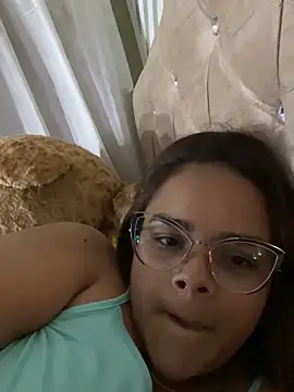 Snapshot of Evabigass chatting on 3, 2, 2026 Evabigass online show from 3, 2, 2026