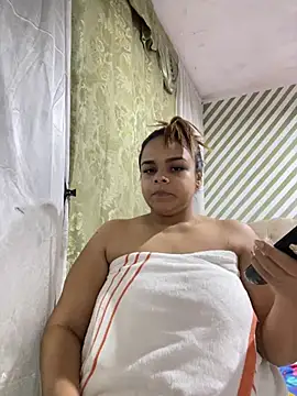 Snapshot of Evabigass chatting on 28, 2, 2026 Evabigass online show from 28, 2, 2026