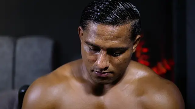 Snapshot of CallumMuscle chatting on 24, 11, 2025 CallumMuscle online show from 24, 11, 2025