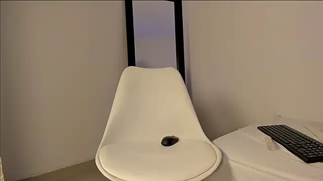 Snapshot of keyth_03 chatting on 5, 12, 2024 keyth 03 online show from 5, 12, 2024