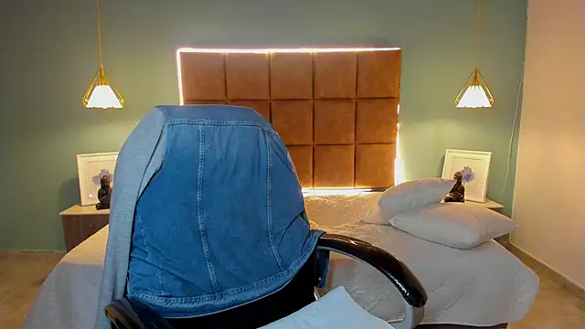 AlejooTwink online show from 8, 10, 2025