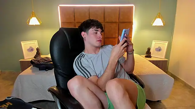 AlejooTwink online show from 16, 12, 2025