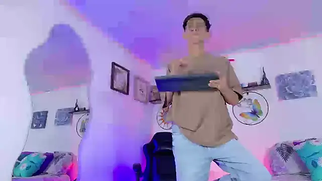 Noah tyler  online show from 2, 10, 2025