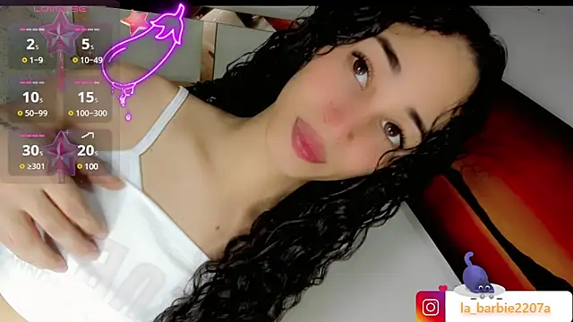 Snapshot of barbiedolls_x chatting on 2, 3, 2025 barbiedolls x online show from 2, 3, 2025