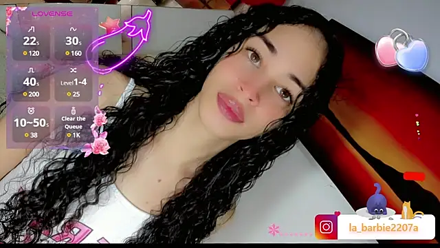 Snapshot of barbiedolls_x chatting on 2, 3, 2025 barbiedolls x online show from 2, 3, 2025