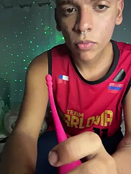 Snapshot of Leo_bunny_hot chatting on 24, 11, 2025 Leo bunny hot online show from 24, 11, 2025