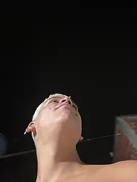 Snapshot of Leo_bunny_hot chatting on 26, 11, 2025 Leo bunny hot online show from 26, 11, 2025