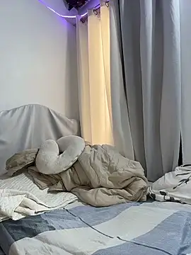 Snapshot of Leo_bunny_hot chatting on 29, 11, 2025 Leo bunny hot online show from 29, 11, 2025