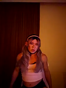 Reneta Rebekka Lopez online show from 25, 10, 2025