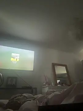 Snapshot of Mia_MilesXXX chatting on 16, 12, 2024 Mia MilesXXX online show from 16, 12, 2024