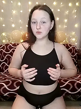 Snapshot of Aria__Dark chatting on 5, 2, 2025 Aria  Dark online show from 5, 2, 2025