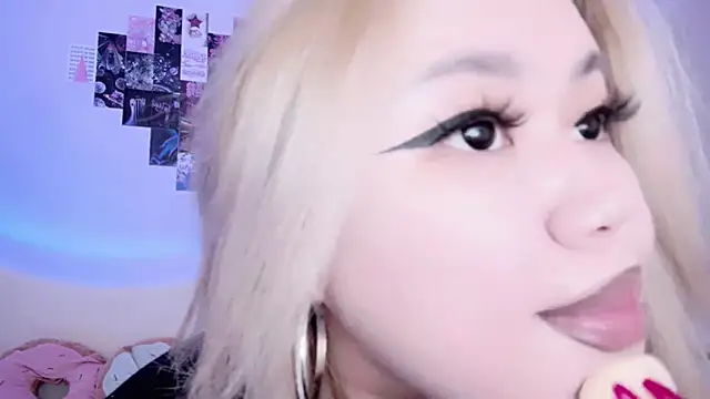 Snapshot of amelia_sunlight chatting on 4, 12, 2024 amelia sunlight online show from 4, 12, 2024