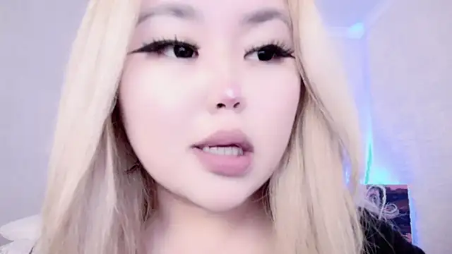 Snapshot of amelia_sunlight chatting on 8, 1, 2025 amelia sunlight online show from 8, 1, 2025