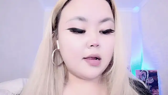 Snapshot of amelia_sunlight chatting on 8, 1, 2025 amelia sunlight online show from 8, 1, 2025