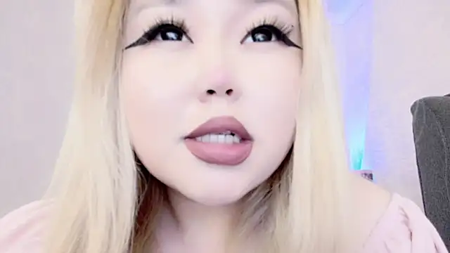 Snapshot of amelia_sunlight chatting on 5, 3, 2025 amelia sunlight online show from 5, 3, 2025