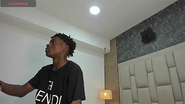 Snapshot of chimi88 chatting on 20, 2, 2025 chimi88 online show from 20, 2, 2025