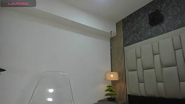 Snapshot of chimi88 chatting on 25, 2, 2025 chimi88 online show from 25, 2, 2025