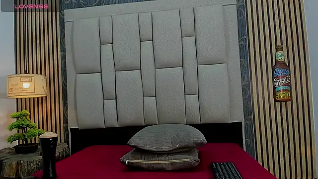 Snapshot of chimi88 chatting on 28, 2, 2025 chimi88 online show from 28, 2, 2025