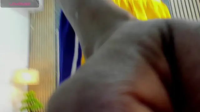 Snapshot of chimi88 chatting on 4, 3, 2025 chimi88 online show from 4, 3, 2025