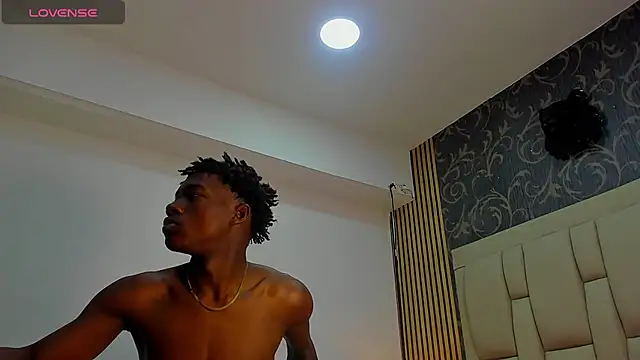 Snapshot of chimi88 chatting on 6, 3, 2025 chimi88 online show from 6, 3, 2025