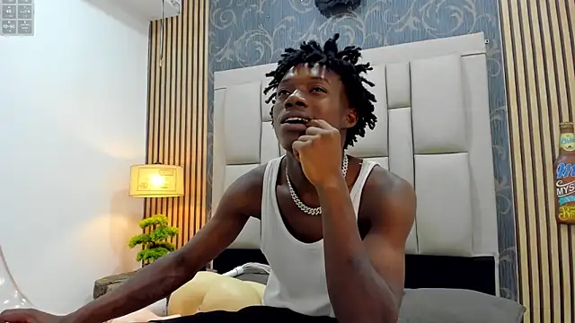 Snapshot of chimi88 chatting on 12, 9, 2025 chimi88 online show from 12, 9, 2025