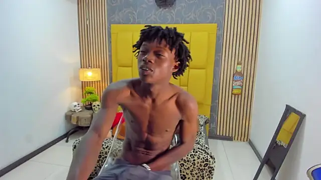 Snapshot of chimi88 chatting on 27, 11, 2025 chimi88 online show from 27, 11, 2025