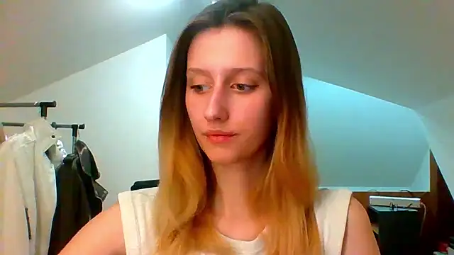 LUNA delight online show from 19, 3, 2025