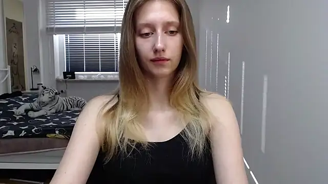 LUNA delight online show from 10, 9, 2025