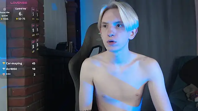 Snapshot of Ron_Vils chatting on 28, 2, 2025 Ron Vils online show from 28, 2, 2025