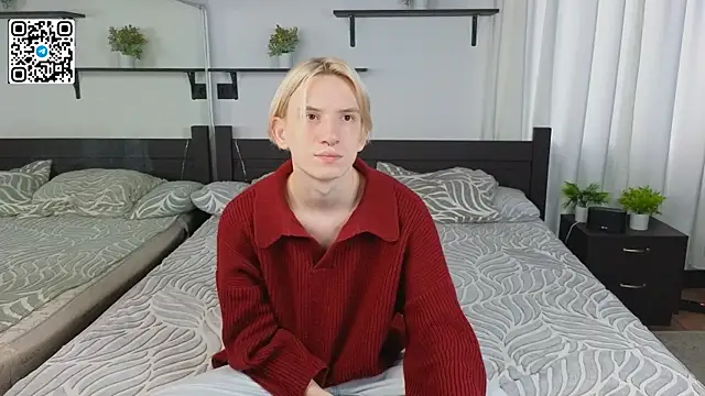 Snapshot of Ron_Vils chatting on 19, 9, 2025 Ron Vils online show from 19, 9, 2025