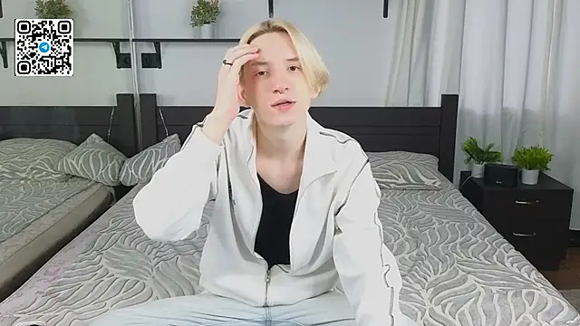 Snapshot of Ron_Vils chatting on 21, 9, 2025 Ron Vils online show from 21, 9, 2025