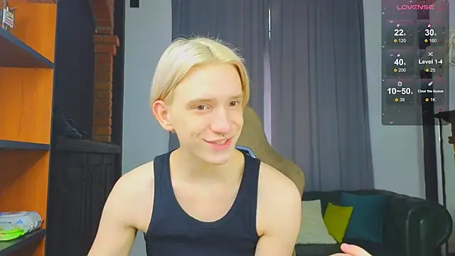 Snapshot of Ron_Vils chatting on 18, 10, 2025 Ron Vils online show from 18, 10, 2025