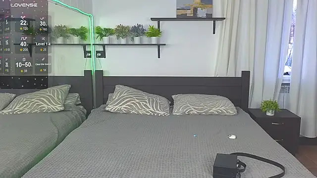 Snapshot of Ron_Vils chatting on 20, 11, 2025 Ron Vils online show from 20, 11, 2025