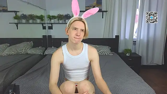 Snapshot of Ron_Vils chatting on 23, 11, 2025 Ron Vils online show from 23, 11, 2025