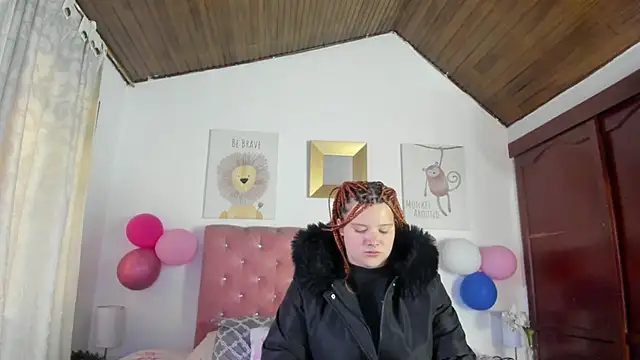 Snapshot of CelessteRedds chatting on 24, 9, 2025 CelessteRedds online show from 24, 9, 2025