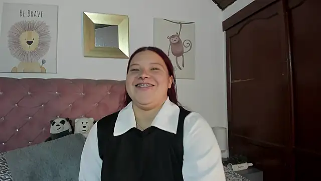 Snapshot of CelessteRedds chatting on 4, 2, 2026 CelessteRedds online show from 4, 2, 2026