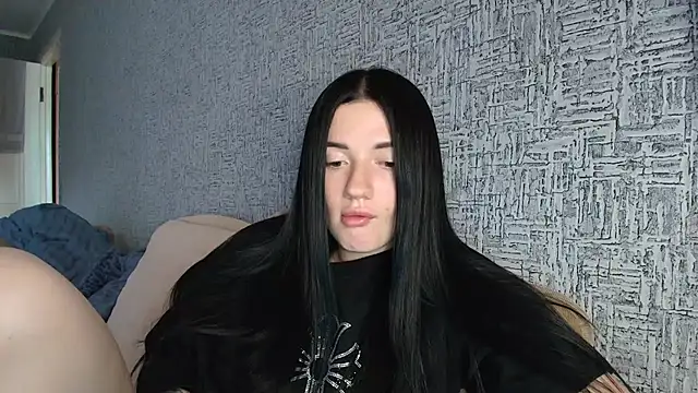 Liana diva online show from 4, 6, 2026