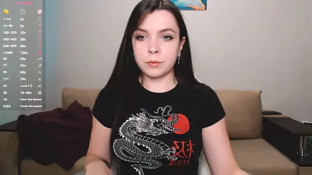 lunalovesu online show from 9, 9, 2025