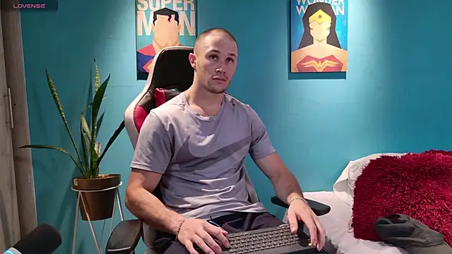 AxelFairchaild online show from 16, 2, 2025